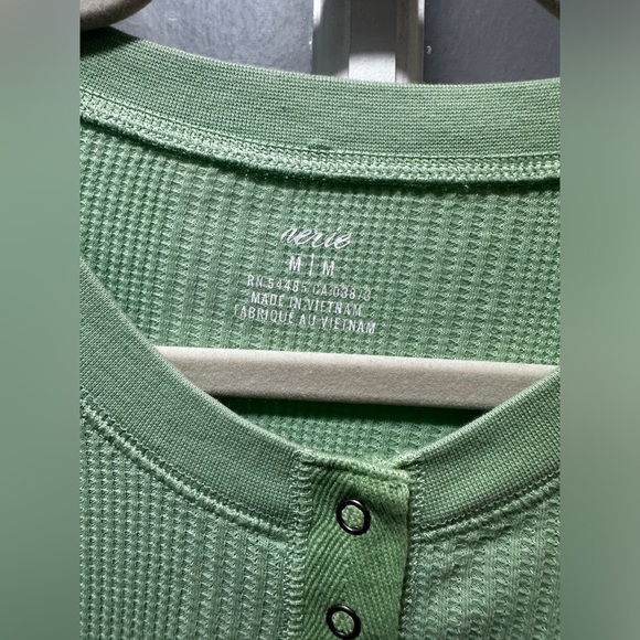 Aerie Green Button Down Ribbed Long Sleeve - Picture 3 of 4